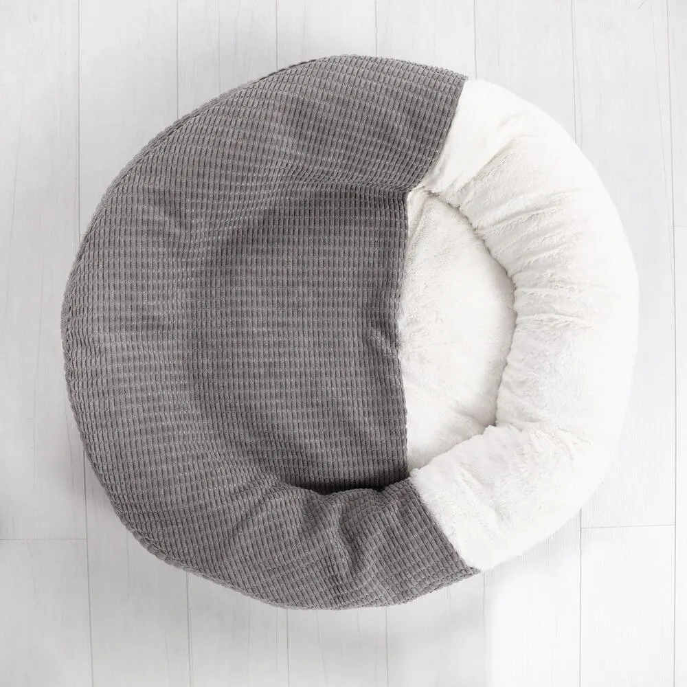 Snookie Hooded Pet Bed in Corncob